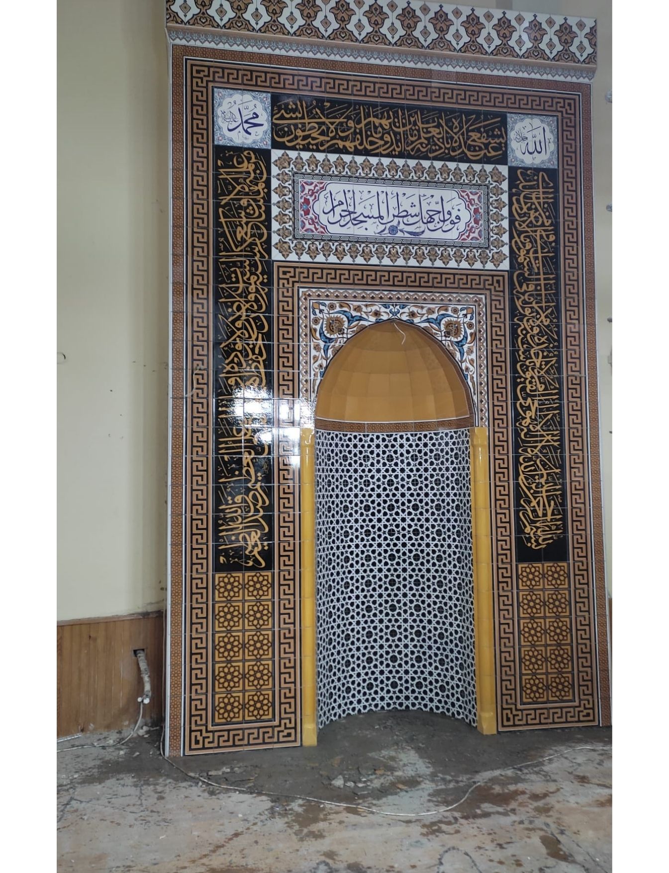 Cami Çini Mihrap - 63, Cami Mihrap Görselleri, Cami Çinileri