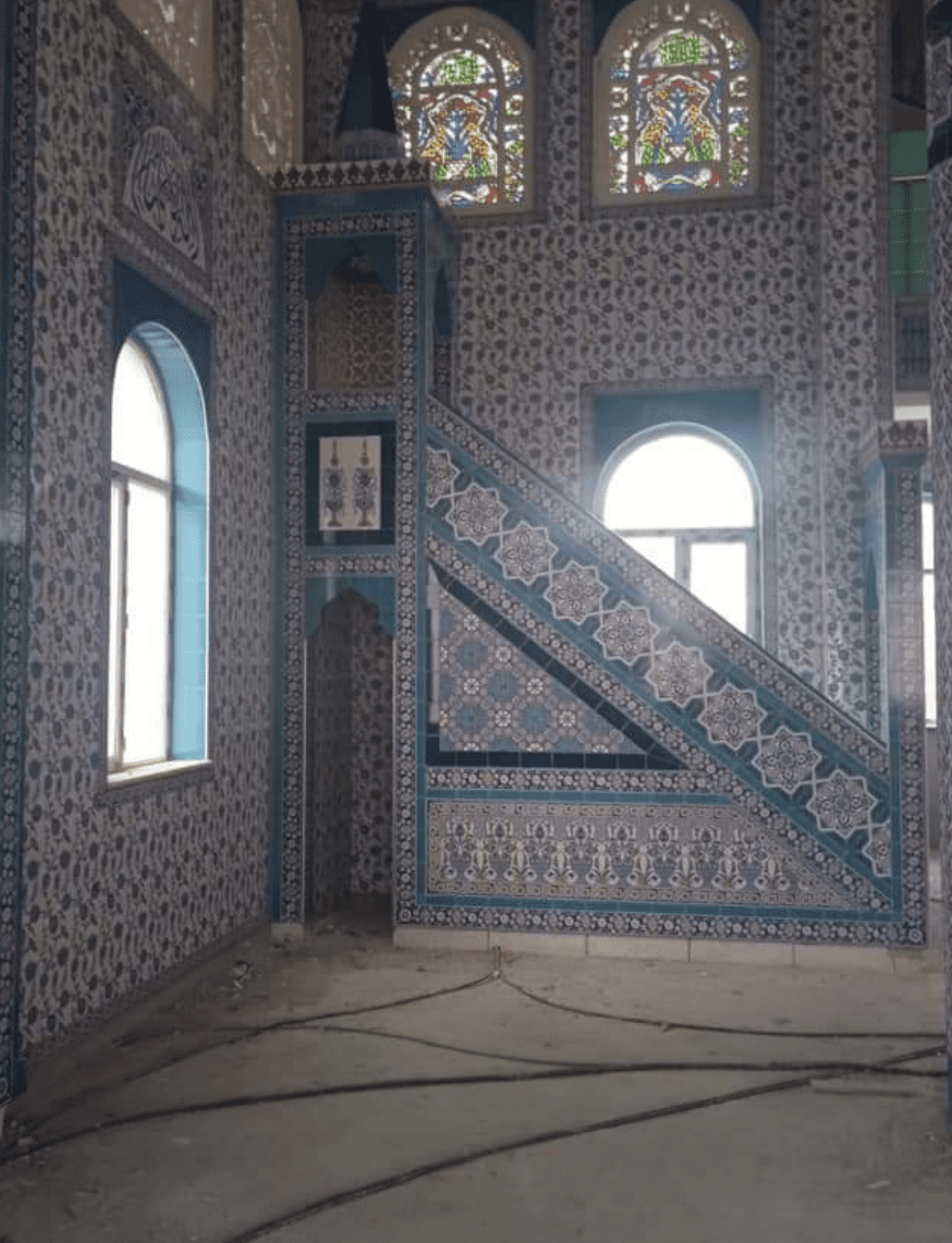 Cami Çini Minber - 38, Cami Minber Çeşitleri Tek Taraflı